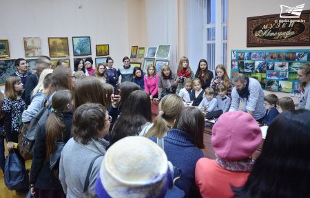 Открылась выставка Виктора и Дениса Петруленковых «Арт города»