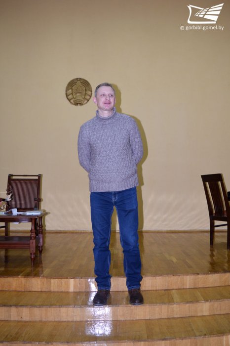 Дебют в салоне «Встречи на Замковой» – Александр Паршенков