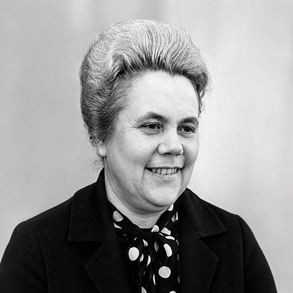 Нина Снежкова