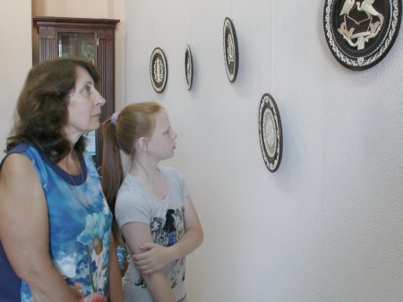 В Музее автографа открылась выставка работ Михаила Лизогуба «Моя Беларусь»