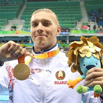 Встреча с паралимпийским чемпионом по плаванию Владимиром Изотовым