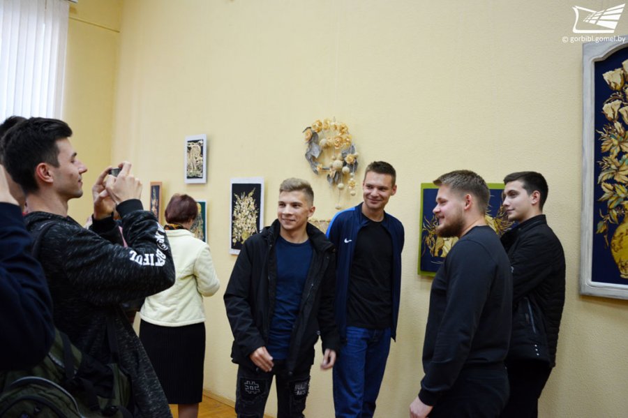 Выставка Аллы Банкрашковой «Белорусские напевы»