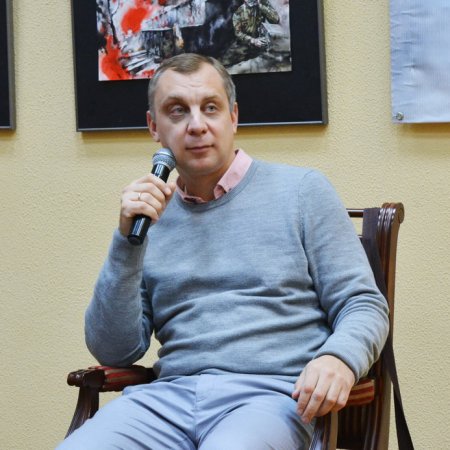 Презентация книги Дмитрия Чернявского