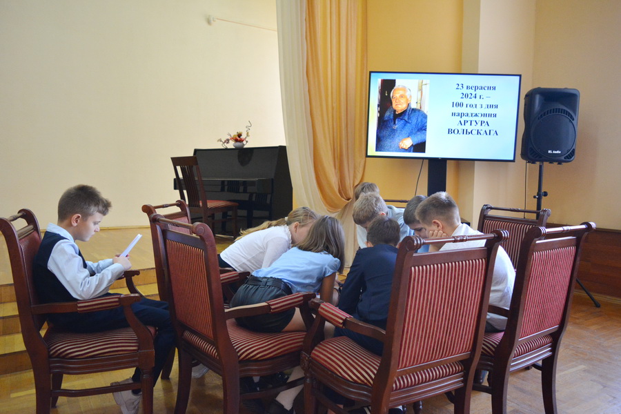 Карагод дзівосных прыгод