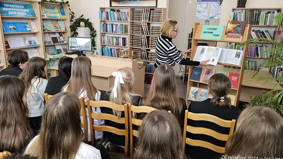 Поклонимся героям-землякам