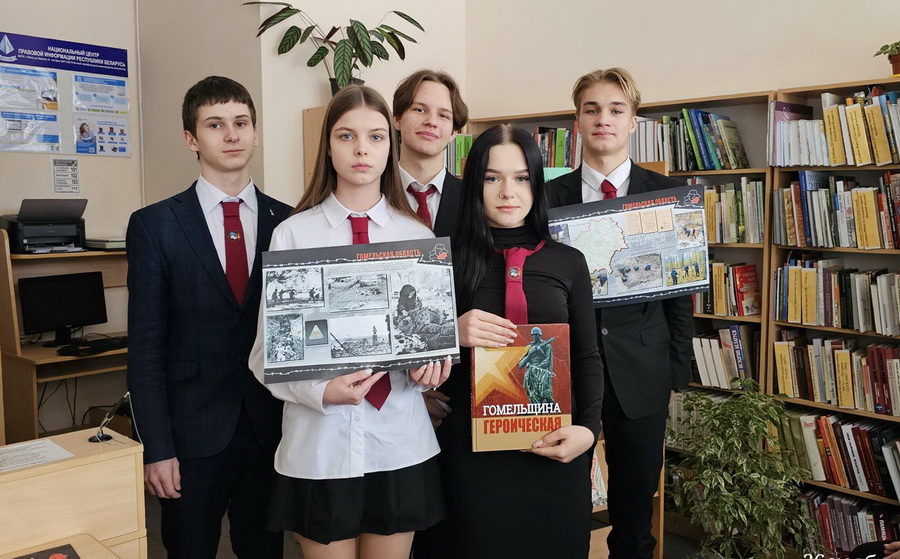 Поклонимся героям-землякам