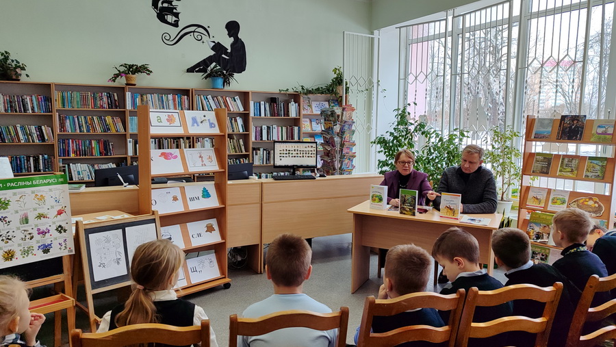 Лесов таинственная сень