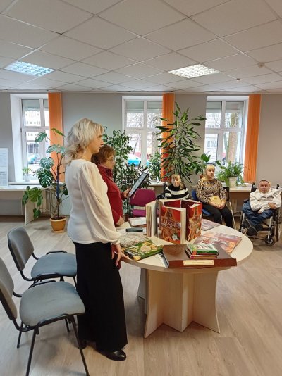 Для вас открыты – наши двери, души, книги Для вас открыты – наши двери, души, книги