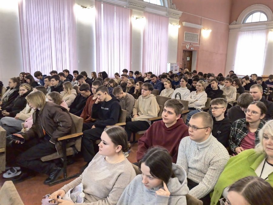 Парламентарый і пісьменнік Уладзімір Гаўрыловіч: “Няма нічога важней, чым маці і радзіма”