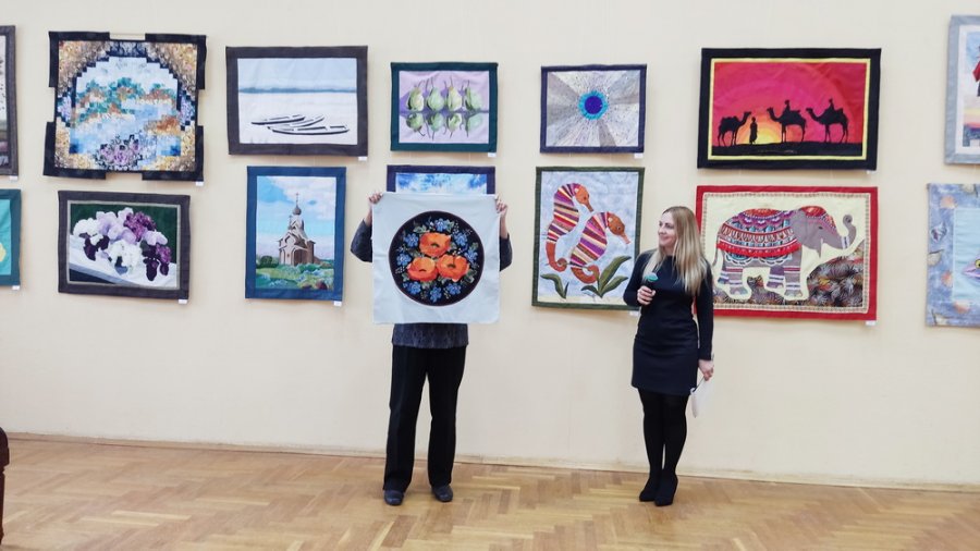 «Шитьё из лоскутов» Галины Голубенко