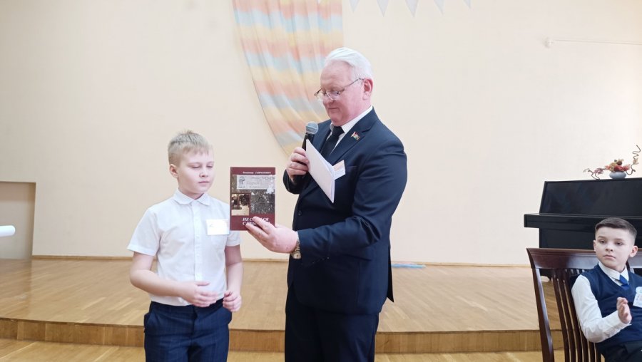 Лучший читатель детских книг – Иван Терёхин