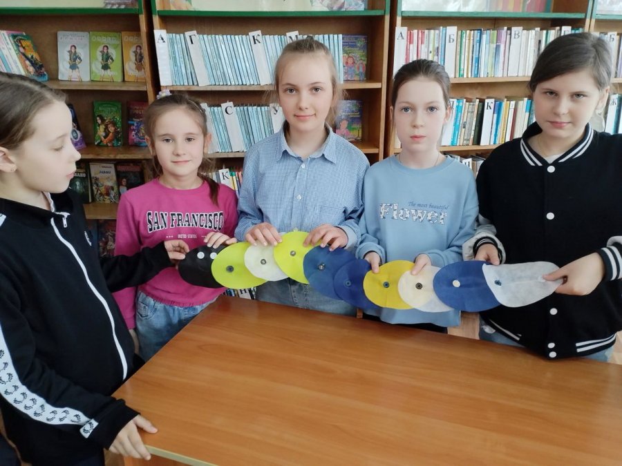 С книгами знаться – ума набираться