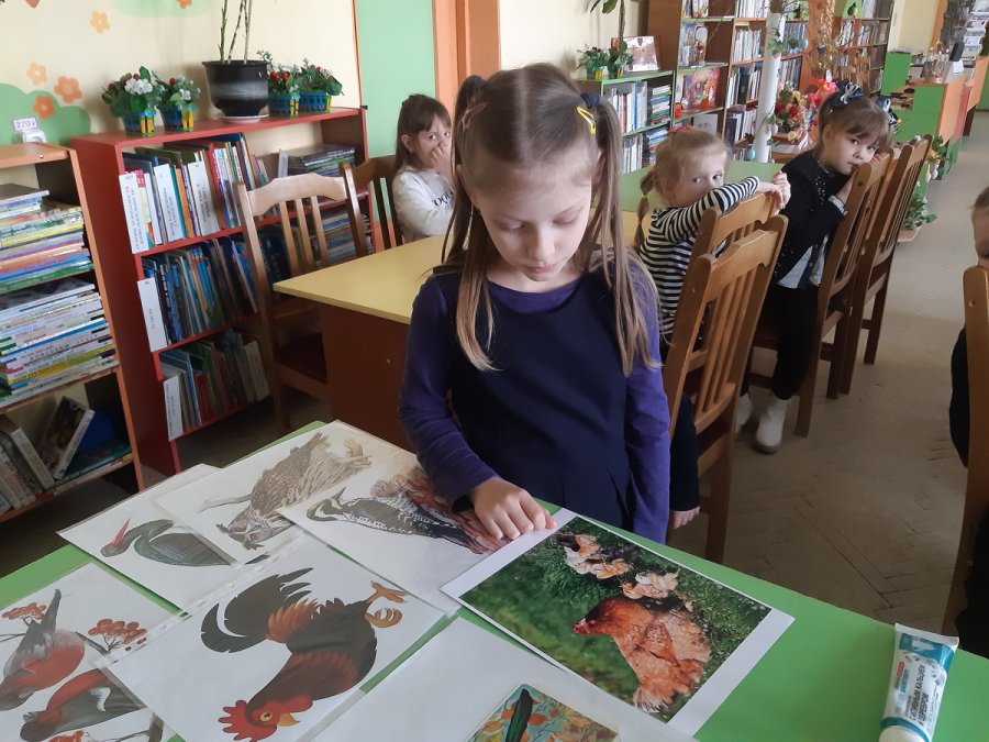 Автор книги для первоклассников