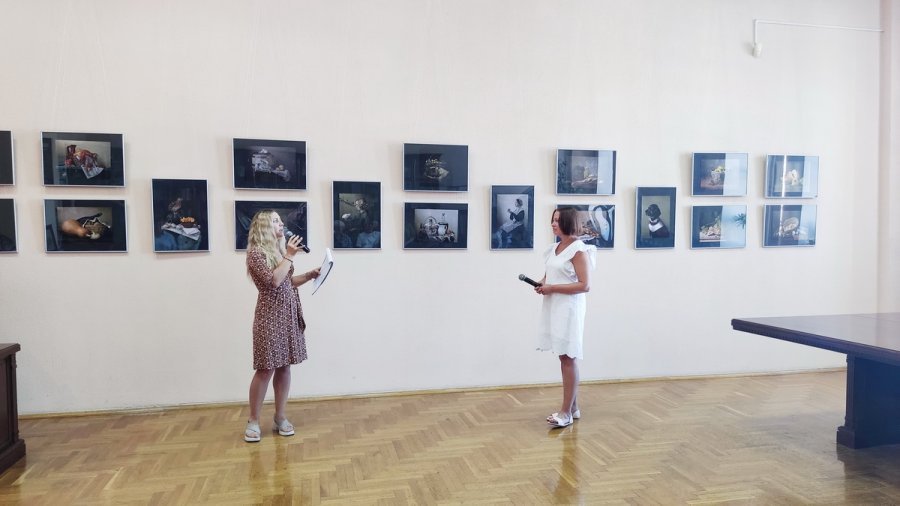 Лапы, крылья и цветы Лапы, крылья и цветы