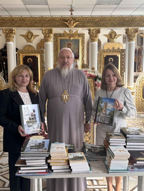 Архиепископ Стефан встретился с руководителями библиотек Гомеля