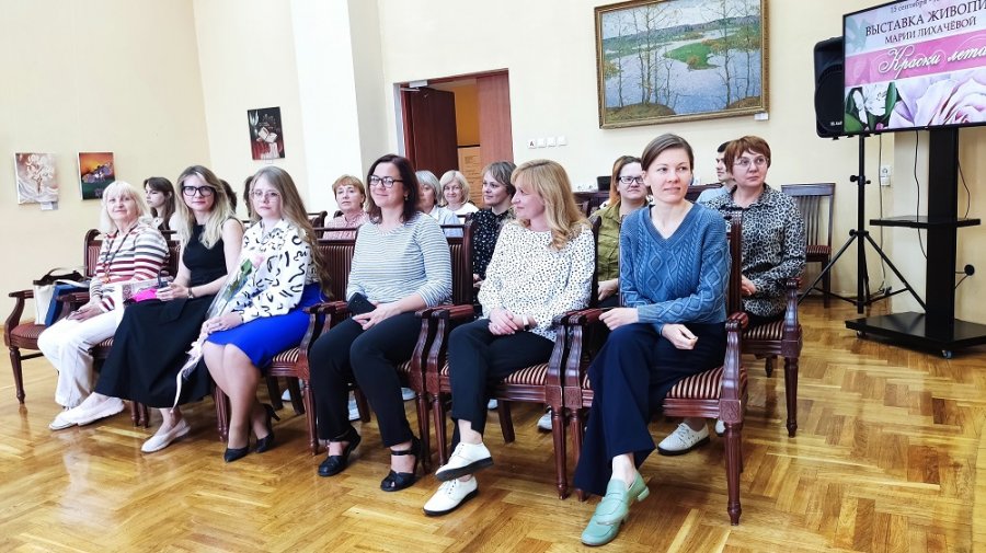 Выставка живописи «Краски лета»