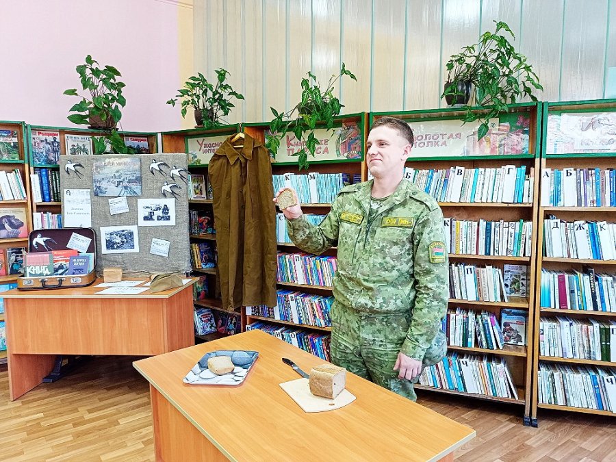 Ленинград жив!