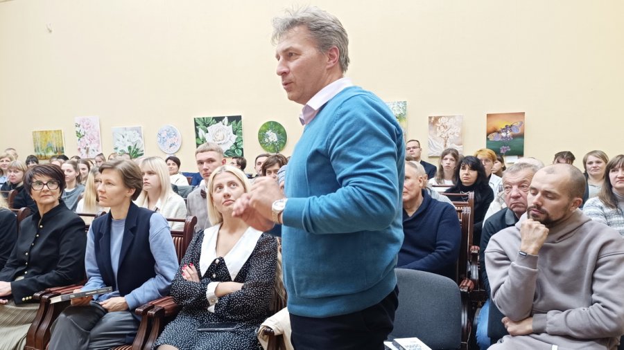 Презентация книги Игоря Стомы