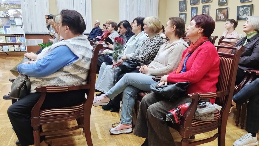 “Мядзел, кветка мядовая”