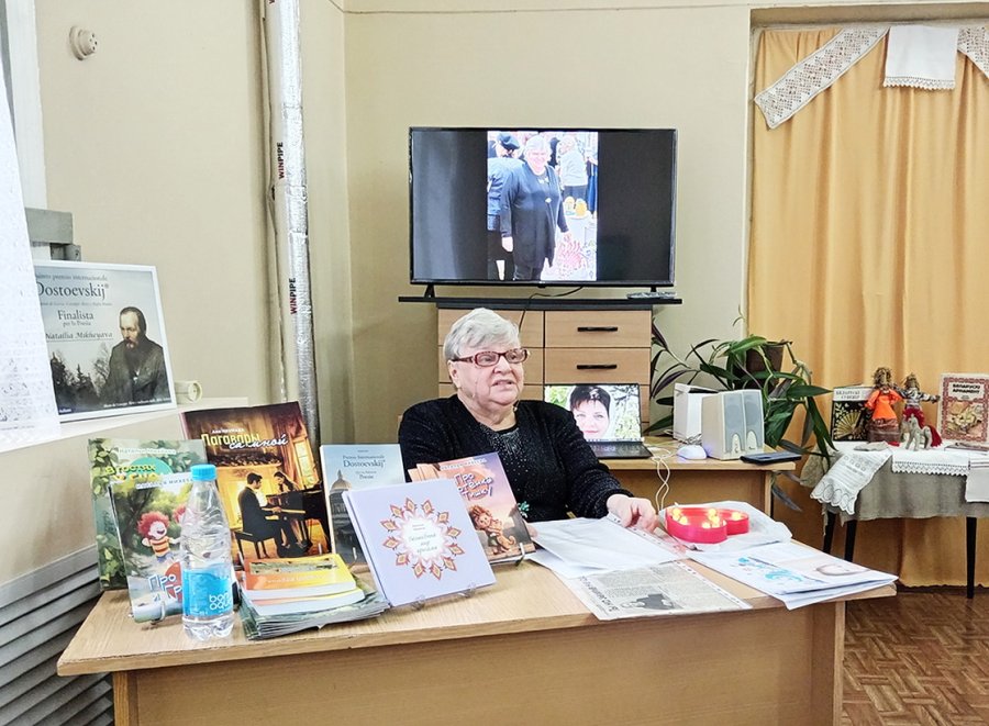 Сердце, прошу – не будь осторожным, сердце, стучи – гулко, тревожно