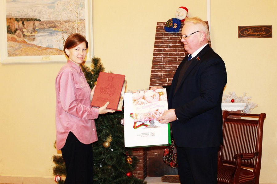 Книга – лучший подарок