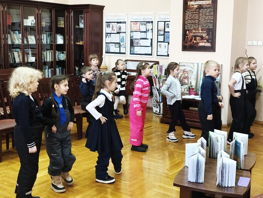 Удивительные истории