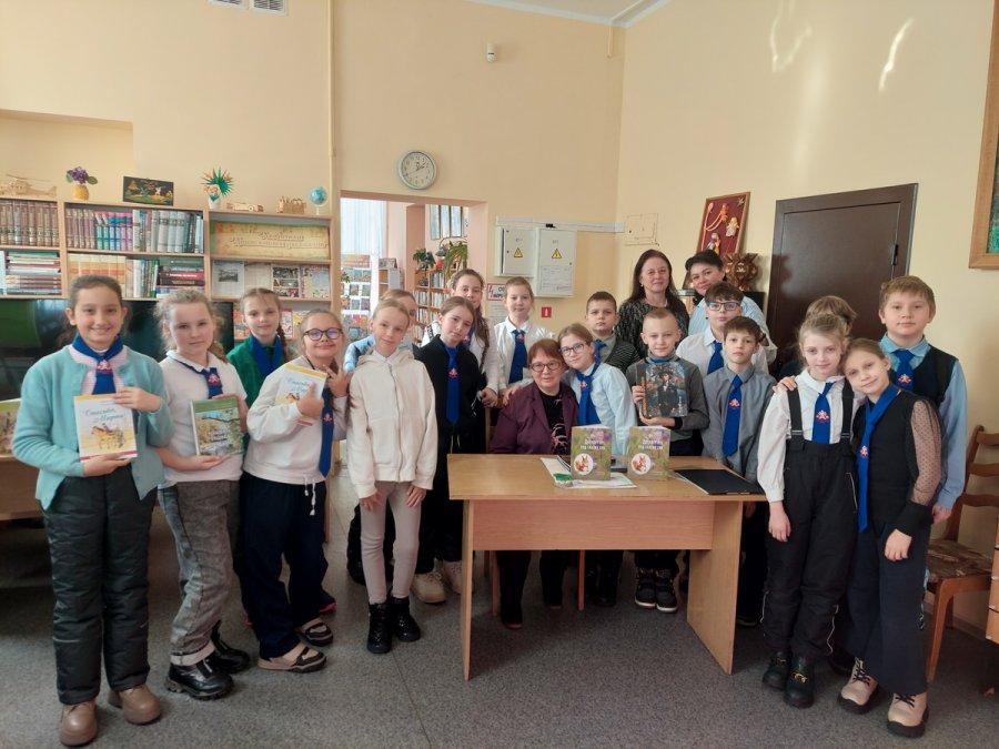 «Дремлет лес под сказку сна…»