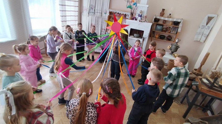 Сёння масленка – прыляцела ластаўка!