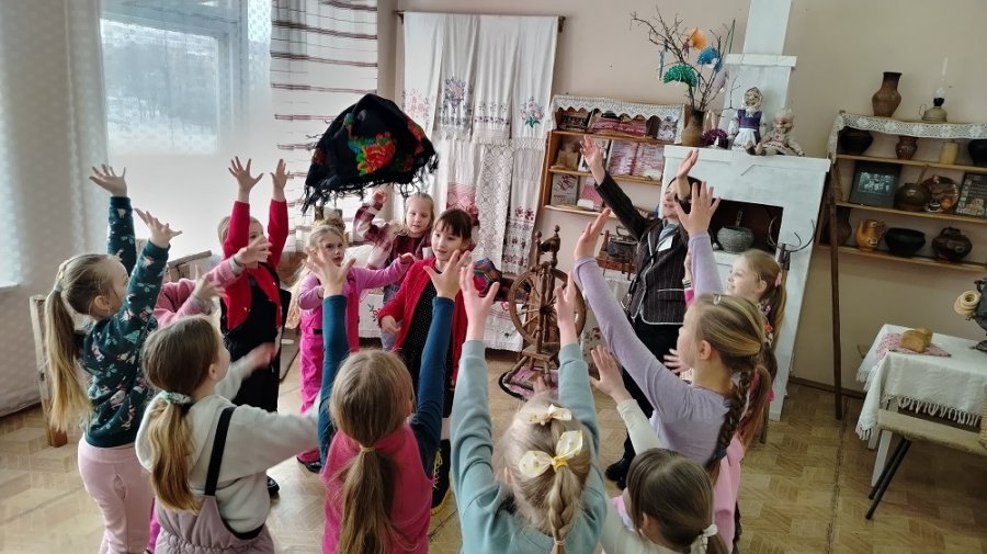 Сёння масленка – прыляцела ластаўка!