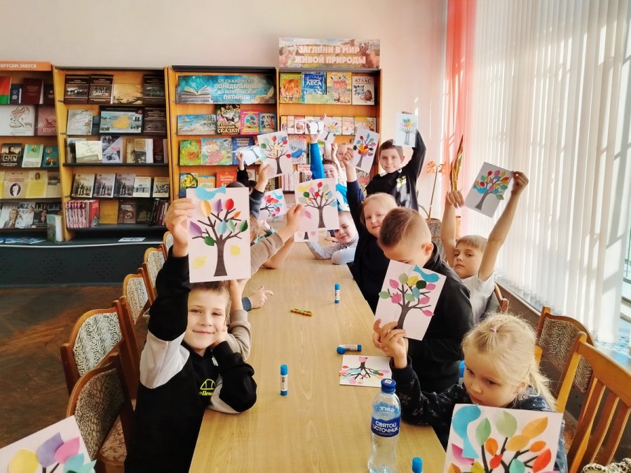 Разноцветные страницы Маршака