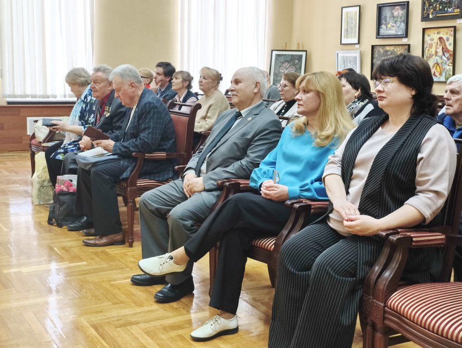 Творческая встреча с писательской семьей Шестаковых