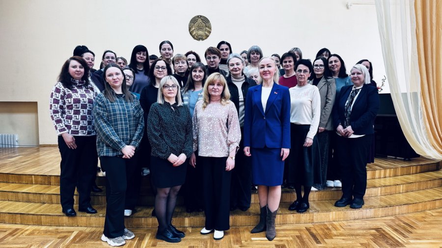 Встреча с депутатом городского Совета депутатов Татьяной Починок