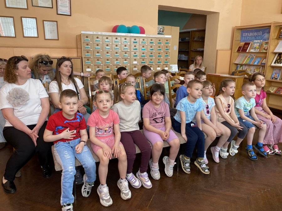 Этих дней не смолкнет слава!