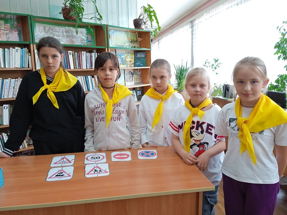 Правила дорожные знать каждому положено!