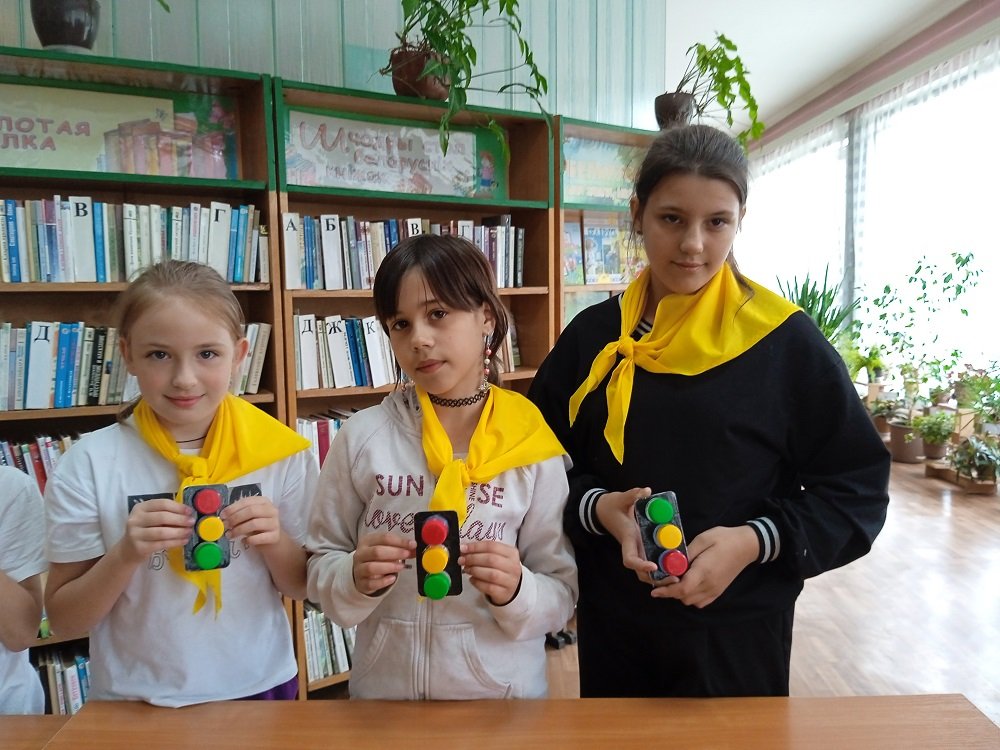 Правила дорожные знать каждому положено!