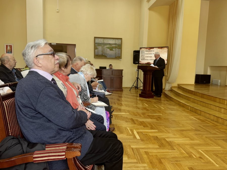 День писателя и работника культуры в городской библиотеке