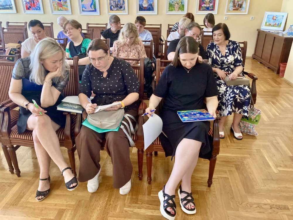 Привлечение к чтению: использование ай-стопперов в библиотеке