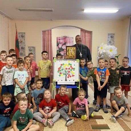 Яблочный Спас нам яблок припас