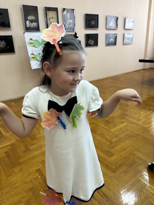 Осенних красок хоровод